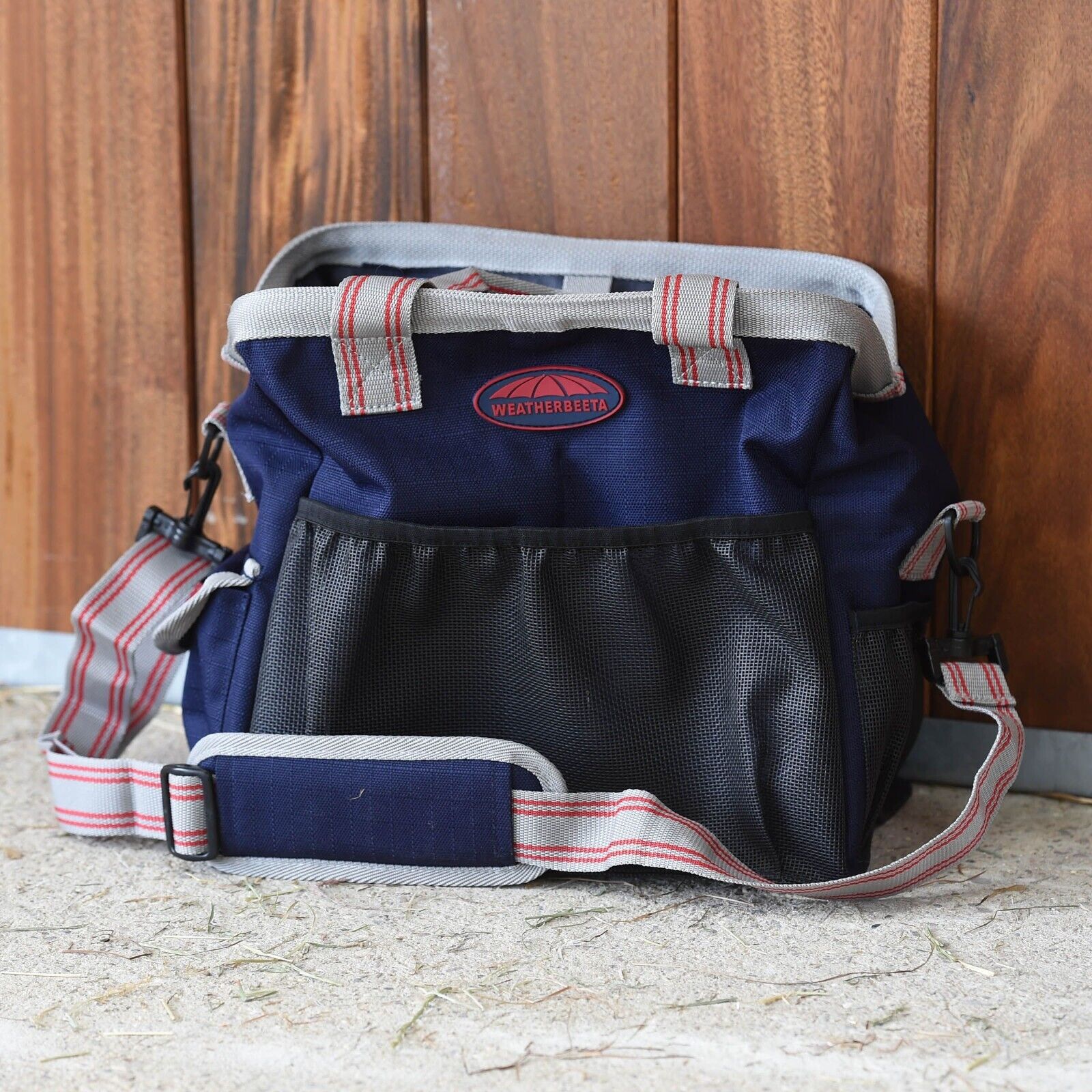 Picture of Weatherbeeta Tote Grooming Bag, Strong 1200D, Waterproof,