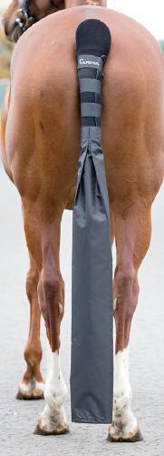 Picture of Shires Arma Tail Guard With Detachable Tail Bag | BLACK | Onesize