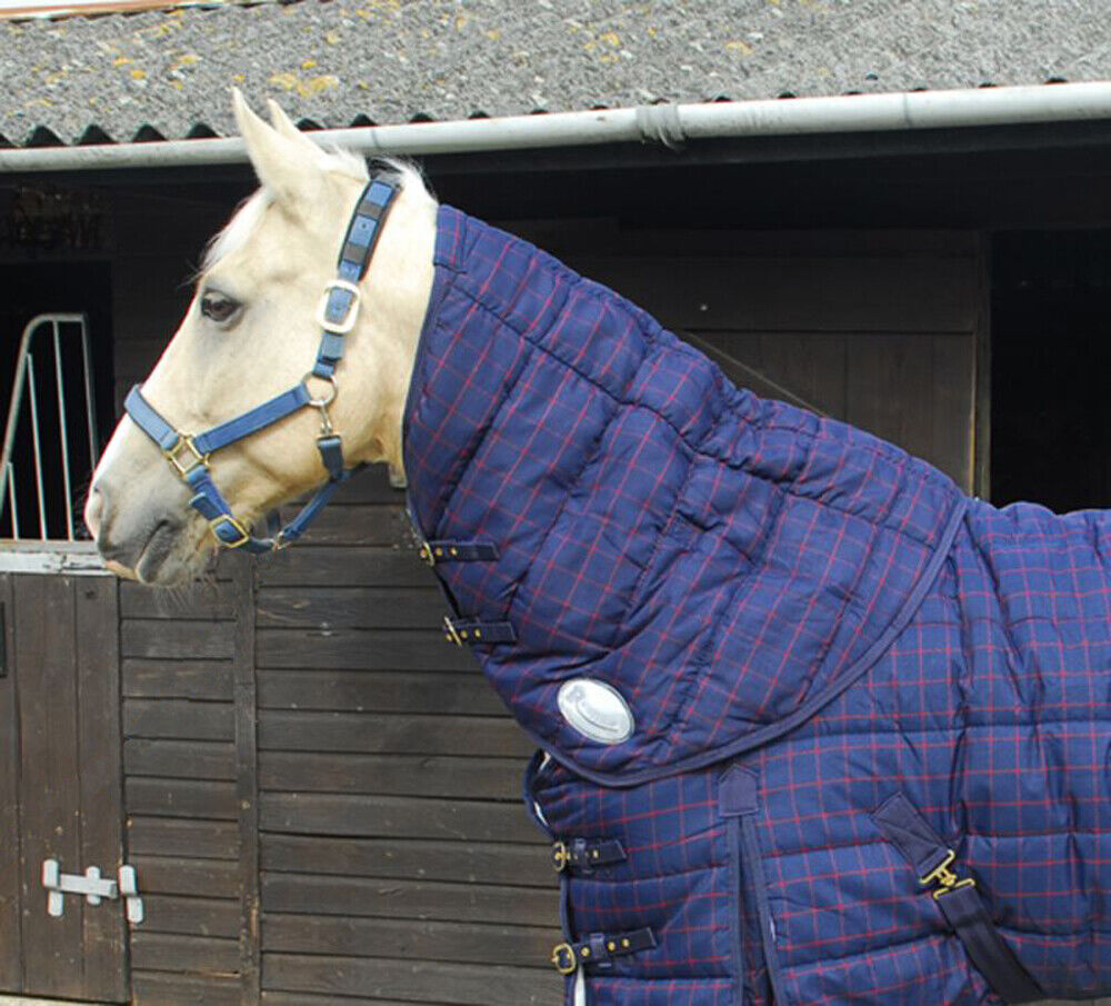 Picture of Rhinegold Orlando 300g 600D Stable Horse Rug/Quilt Neck cover
