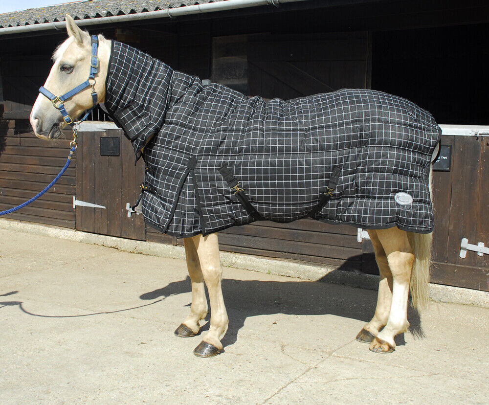 Picture of Rhinegold Mega 350g Heavyweight Stable Indoor Horse Rug Full Neck