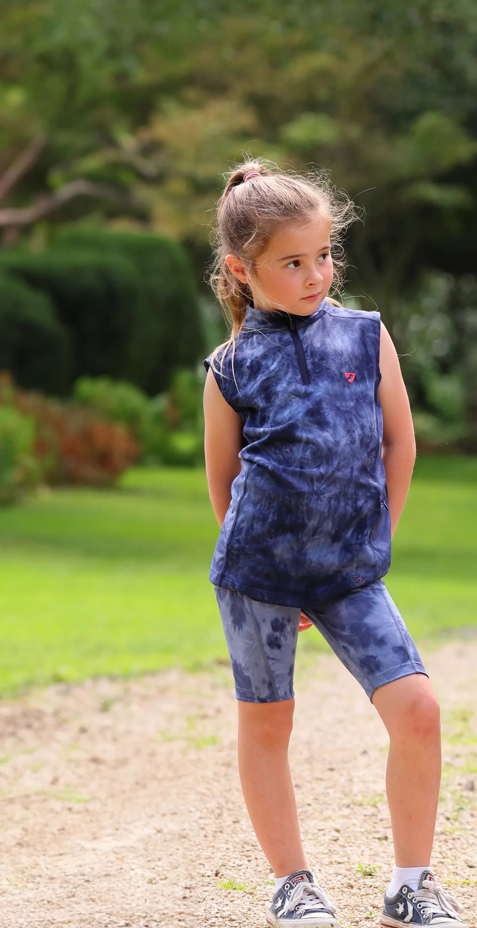 Shires Aubrion Young Rider Revive Sleeveless Base layer , Childs,  2 Colours