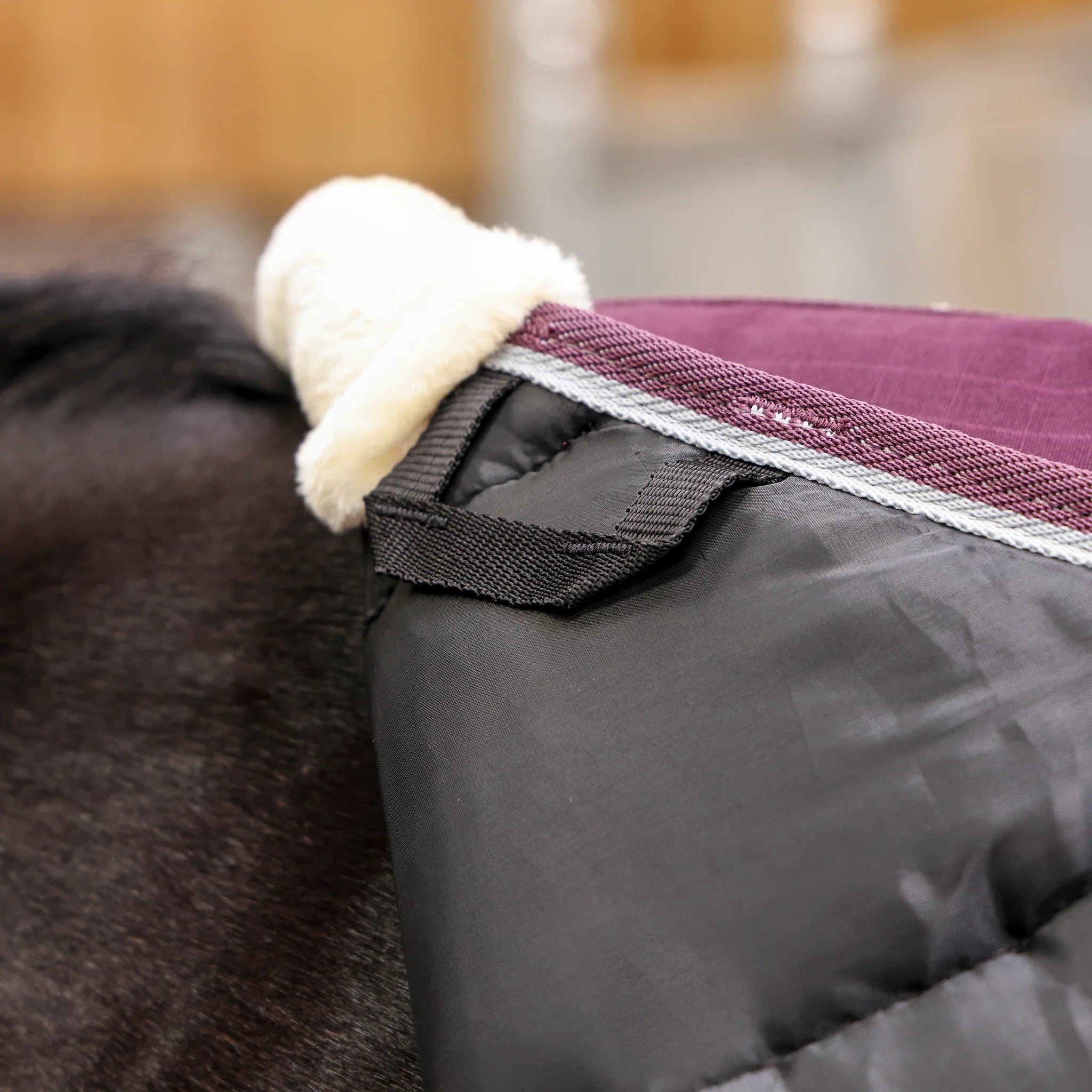 Shires Tempest Original 300G Heavyweight Standard Neck Horse Stable Rug,4'0-7'3