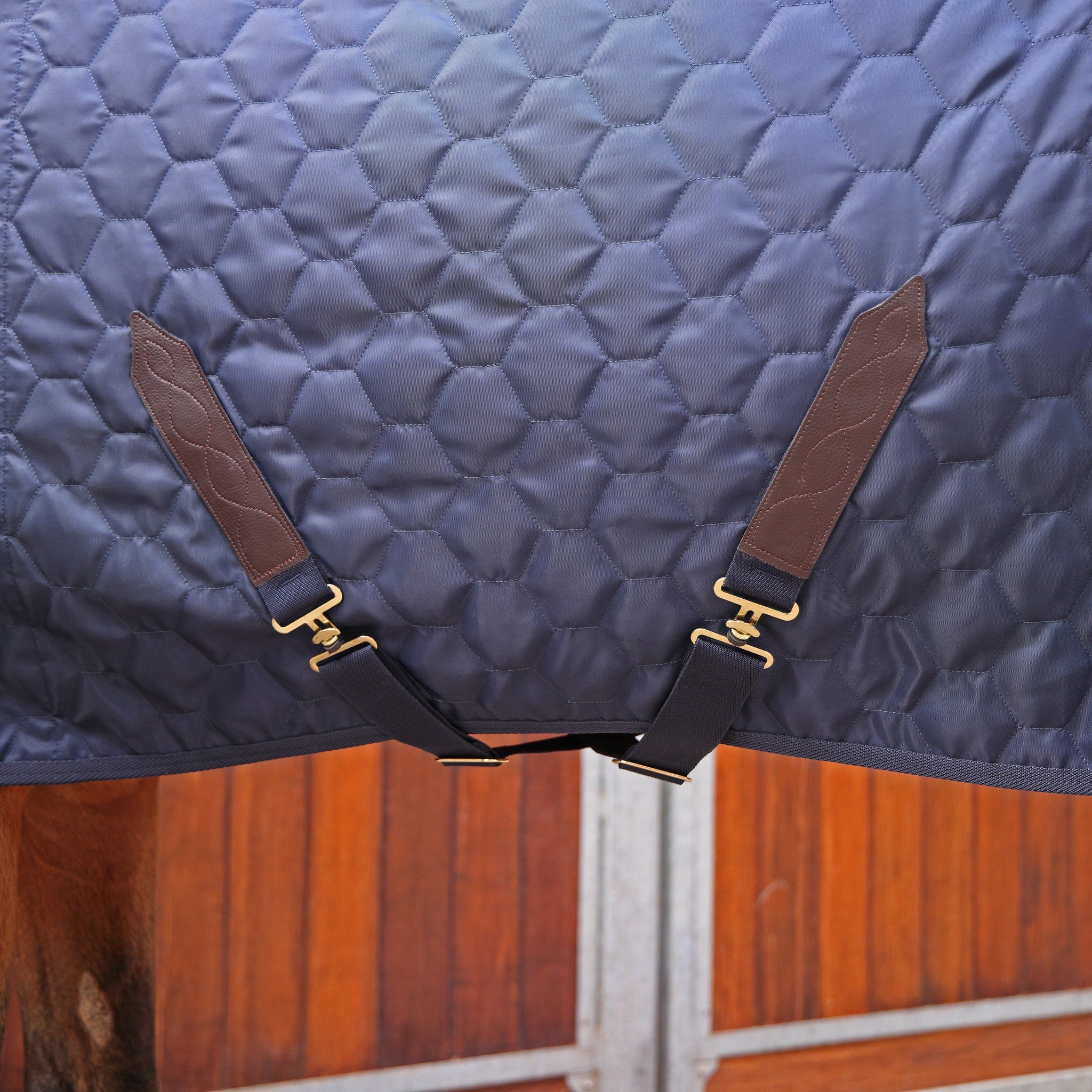 Shires Deluxe Quilted Show/Travel/Stable Rug, Navy, 5'6"-7'3"