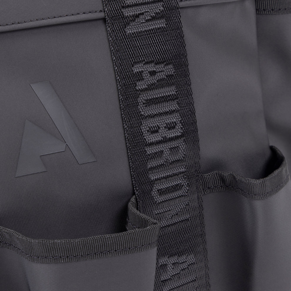 Shires Aubrion React Large Grooming Kit Bag