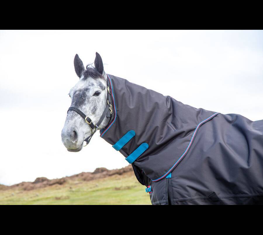 Picture of Shires Highlander Original 200g Mediumweight Horse Turnout Neck Cover, 2 Colours