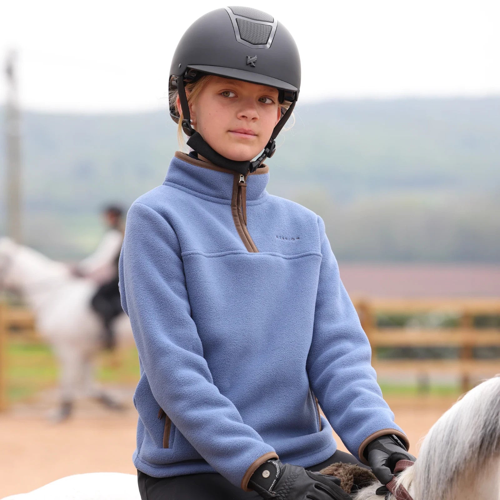 Picture of Shires Aubrion Core Half Zip Fleece - Young Rider, Age 7-14, 4 Colours