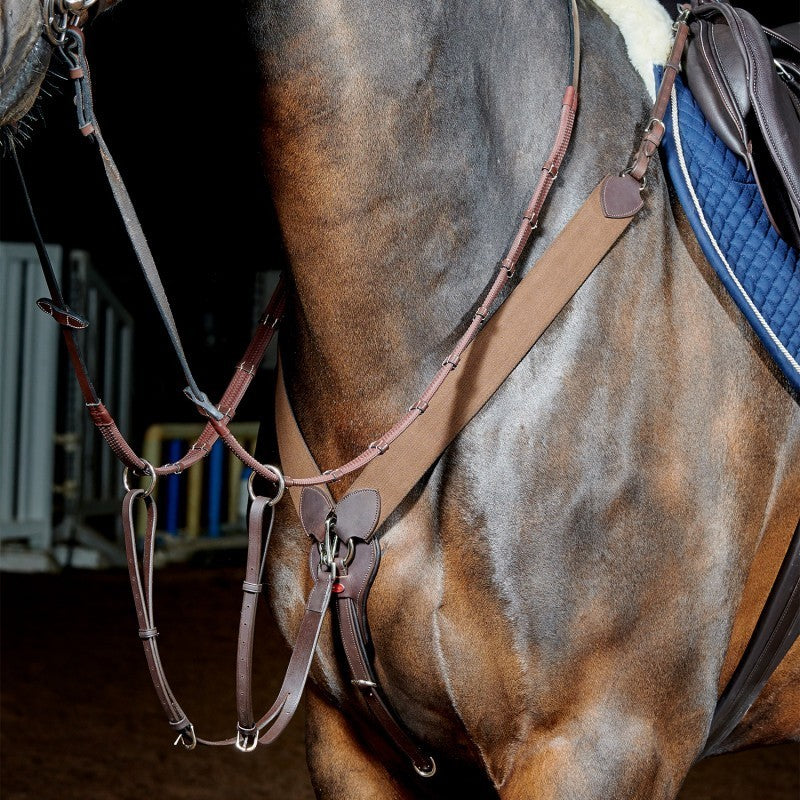 Picture of Whitaker Ready To Ride Elasticated Breastplate, 2 Colours, 4 Sizes