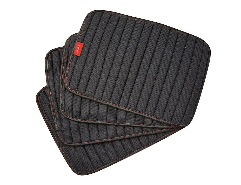 Picture of Weatherbeeta Therapy-Tec Channel Quilt Leg Pads 4 Pack