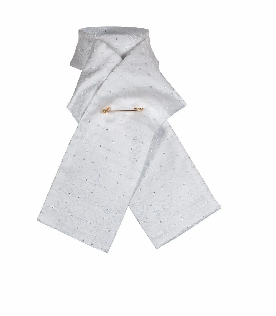 Picture of Shires Aubrion Ready Tied Brocade Riding Stock, White or Gold, 3 Sizes.