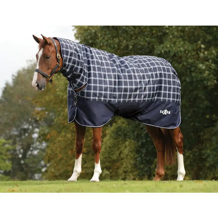 Picture of Saxon Defiant 200g Full Neck Combo Horse Turnout Rug,  Mediumweight, 2 Colours.