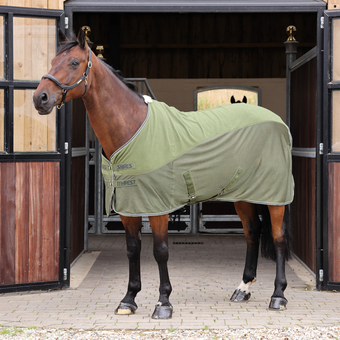 Picture of Shires Tempest Original Fleece Mesh Cooler / Travel Rug, 4 Colours,  4'6" - 7'3"
