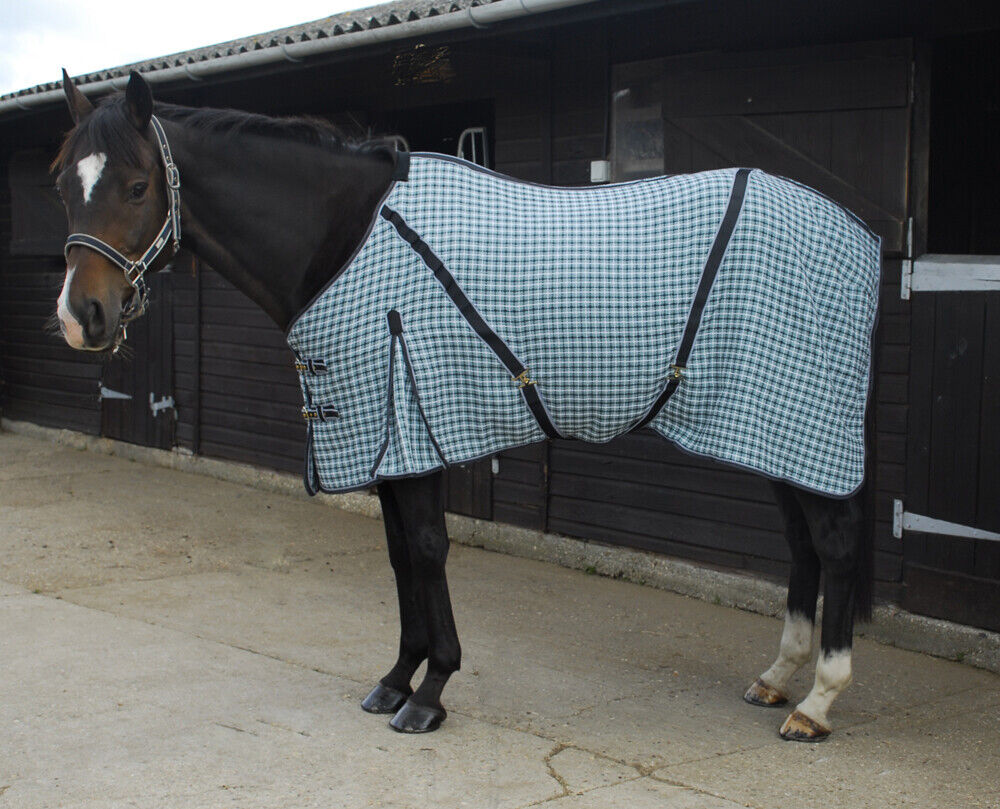 Picture of Rhinegold Overcheck Box Weave Cooler Horse Rug  | 4'6"-7'0" | 4 Colours