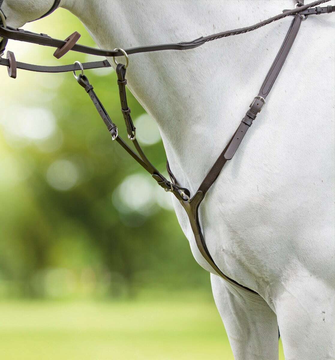 Picture of Shires Velociti Rapida Leather Breastplate | 2 Colours | 4 Sizes