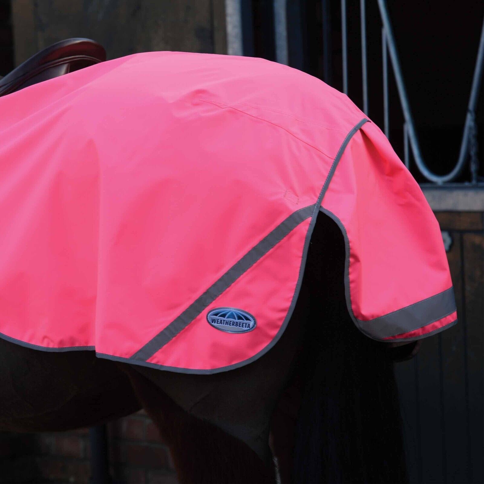 Picture of Weatherbeeta 300D Reflective Horse Exercise Sheet Rug, 3 Colours